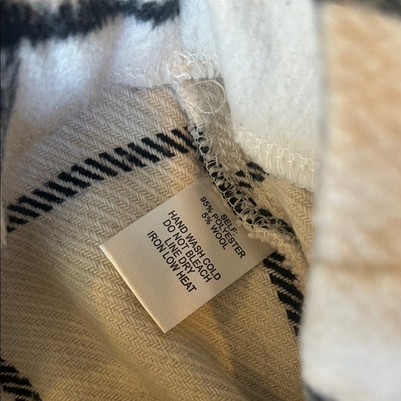 Lulus Spence Plaid White and Black Mini Skirt size Small - Picture 6 of 10